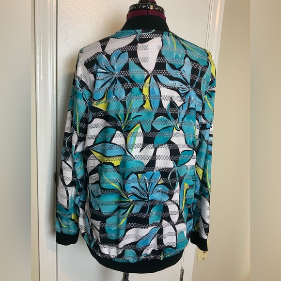 NWOT Alfred Dunner Zip-Up BlueWhite Tropical print Casual bomber Jacket … - Picture 3 of 14